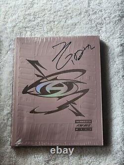 Ateez Hongjoong Rare Autograph The World Ep. FinWill Autographed A Version